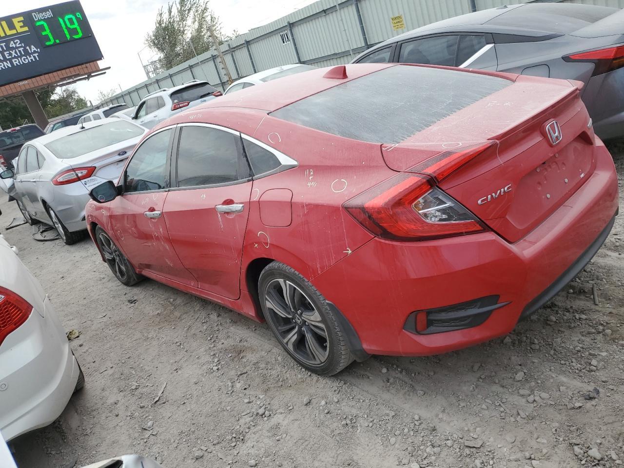 2016 Honda Civic Touring - Image 2