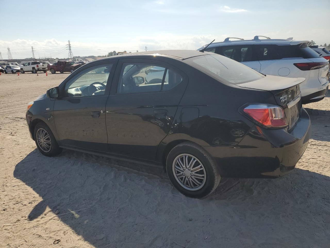 2023 Mitsubishi Mirage G4 Es - Image 2