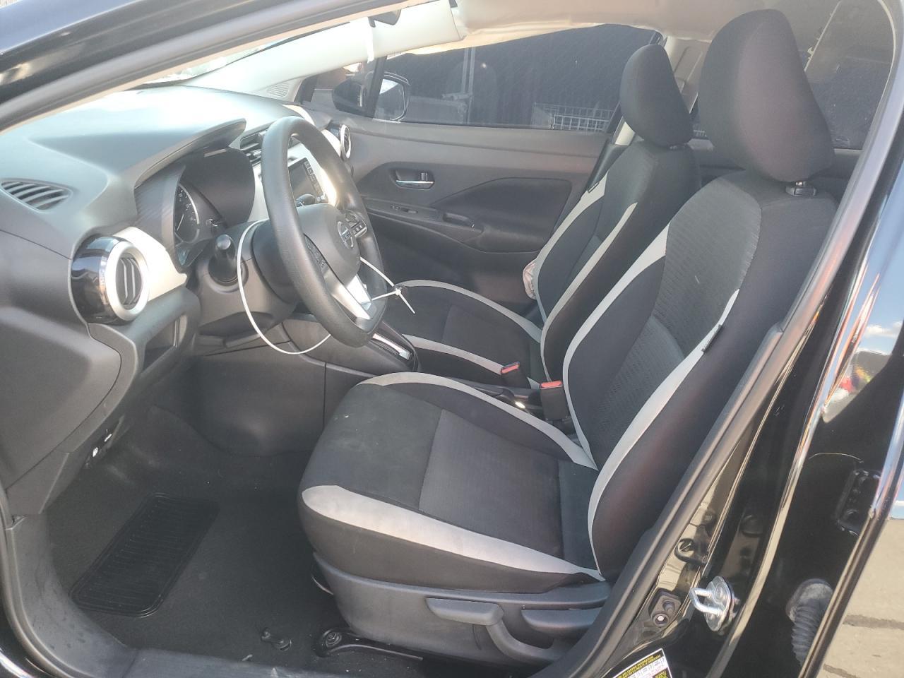 2021 Nissan Versa Sv - Image 7