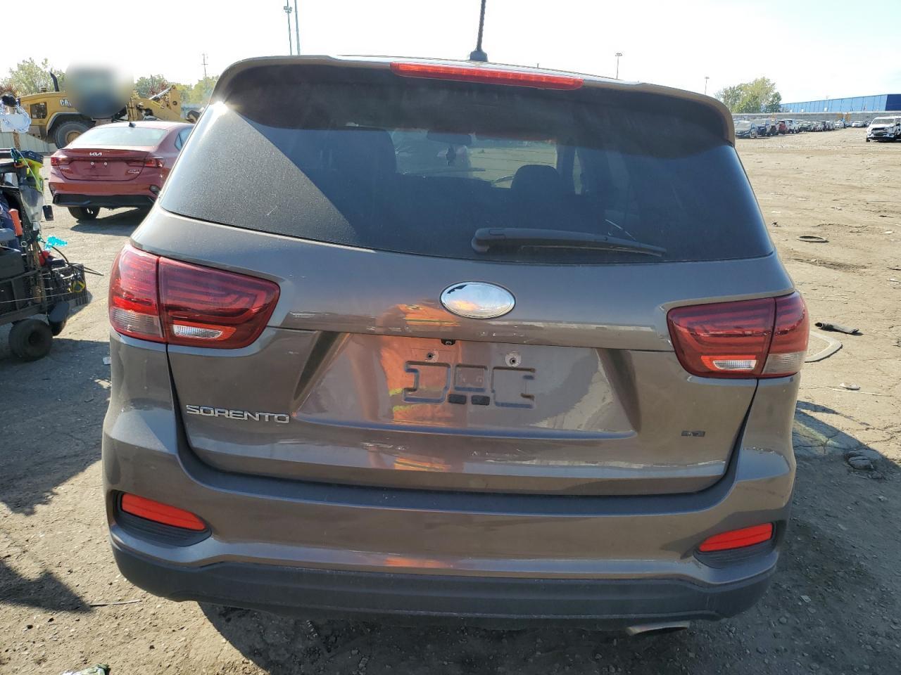 2019 Kia Sorento L - Image 6