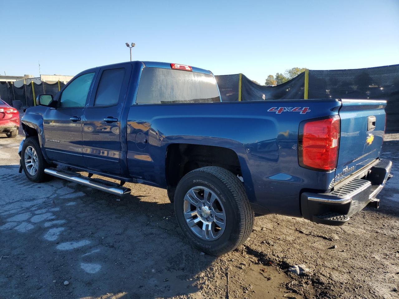 2017 Chevrolet Silverado K1500 Lt - Фото 2