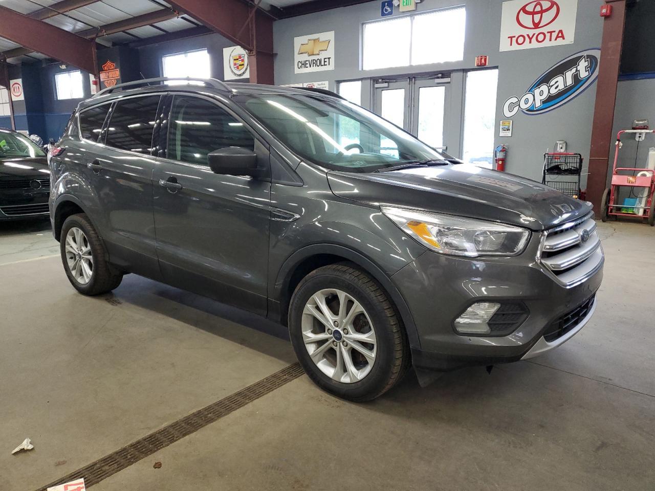 2018 Ford Escape Se - Фото 4