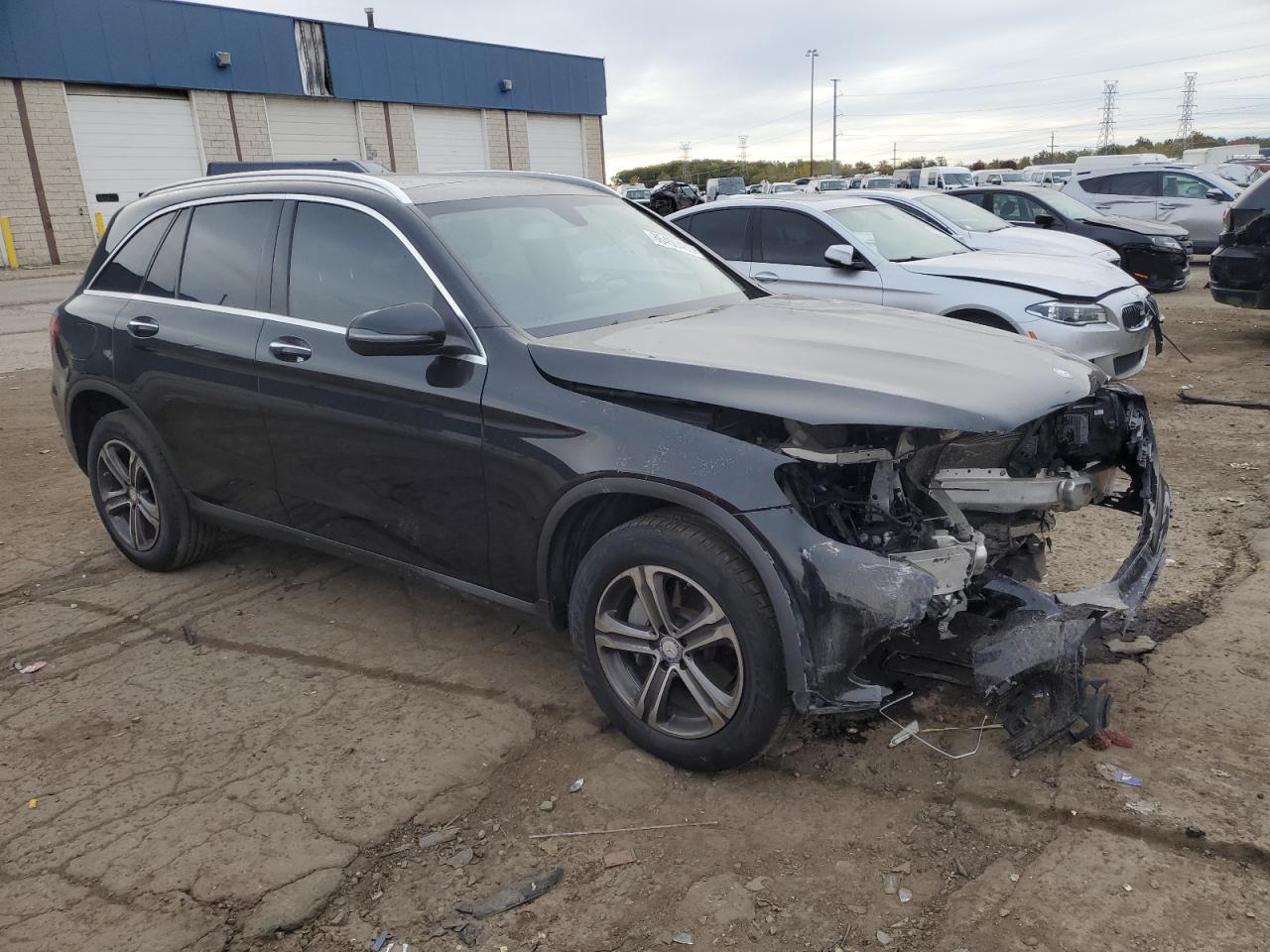 2017 Mercedes-Benz Glc 300 4Matic - Фото 4
