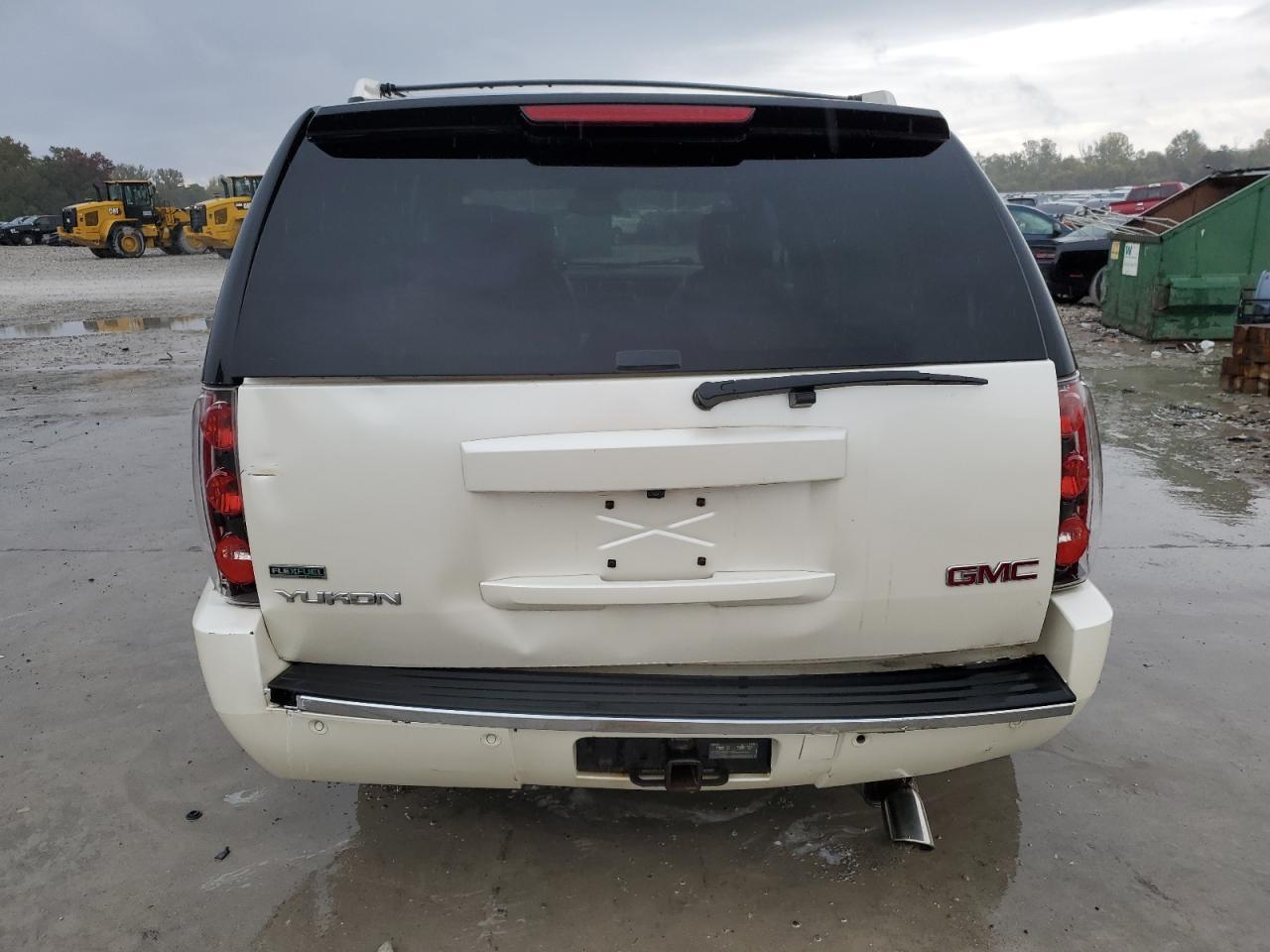 2012 GMC Yukon Denali - Фото 6