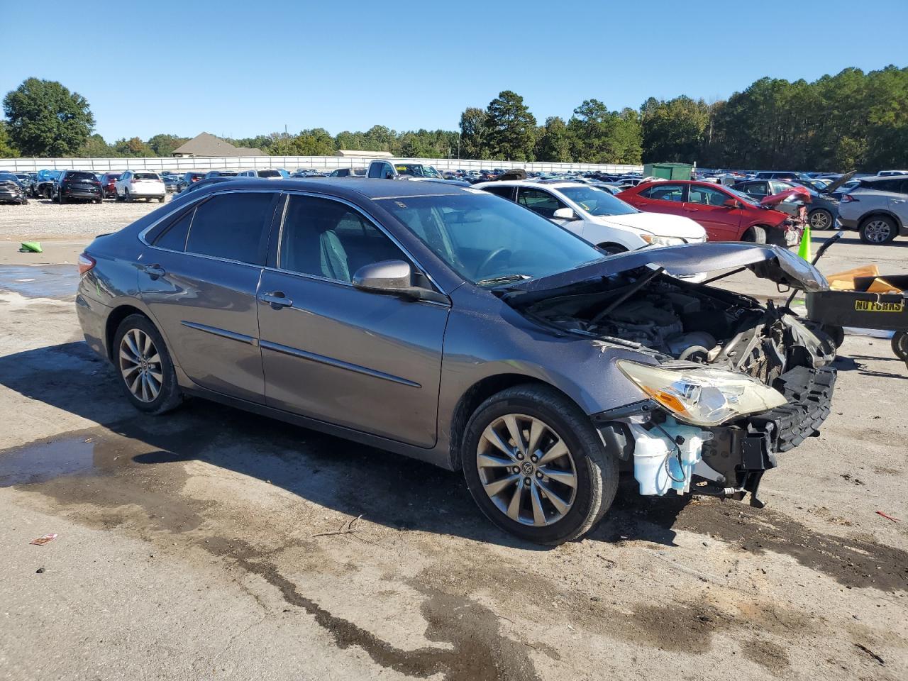2016 Toyota Camry Le - Фото 4