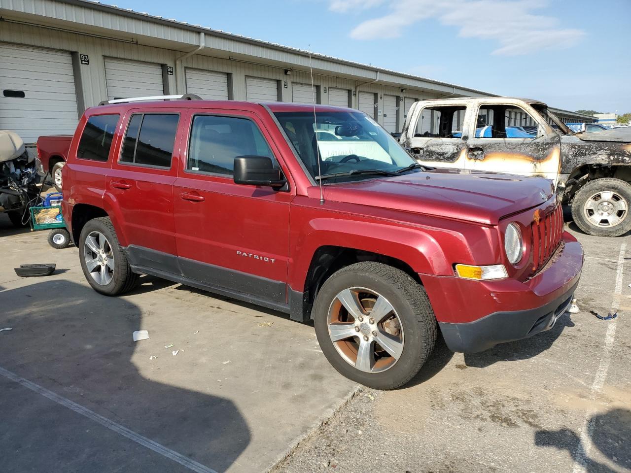 2016 Jeep Patriot Latitude - Фото 4