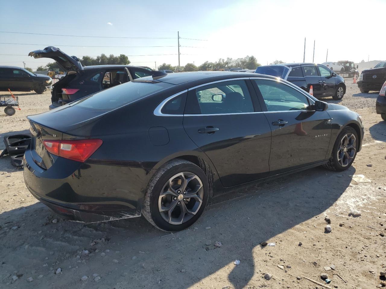 2023 Chevrolet Malibu Lt - Фото 3