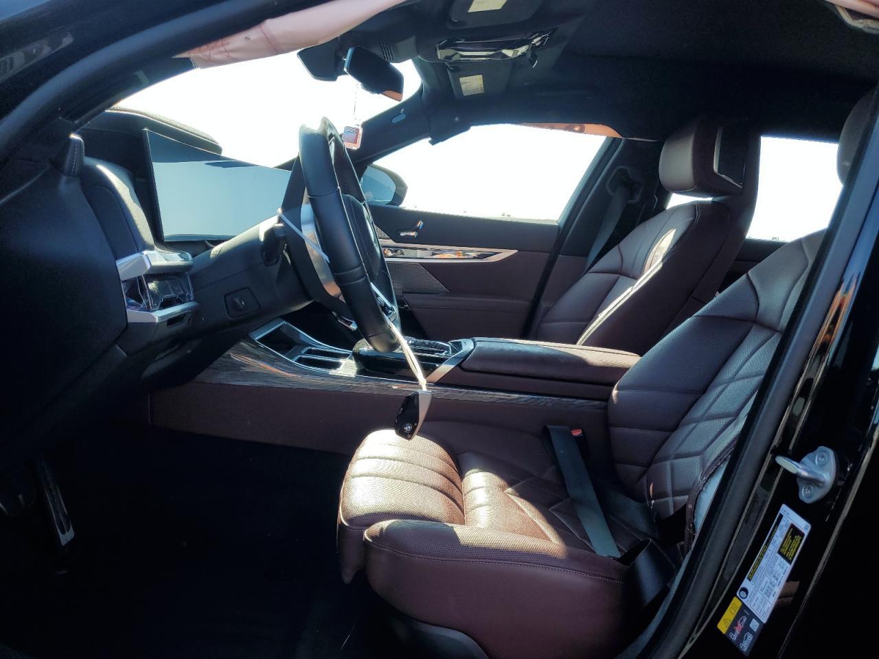 2024 BMW I7 Edrive50 - Фото 7