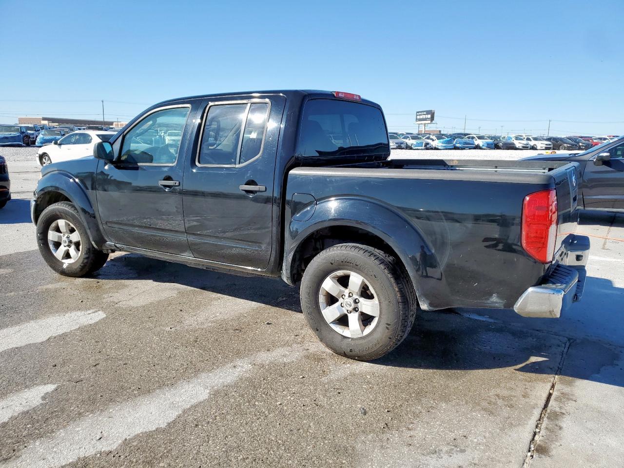 2011 Nissan Frontier S - Фото 2