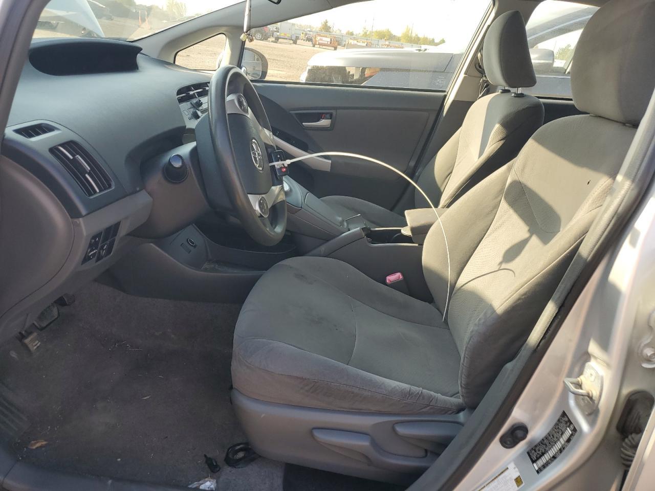 2011 Toyota Prius - Фото 7