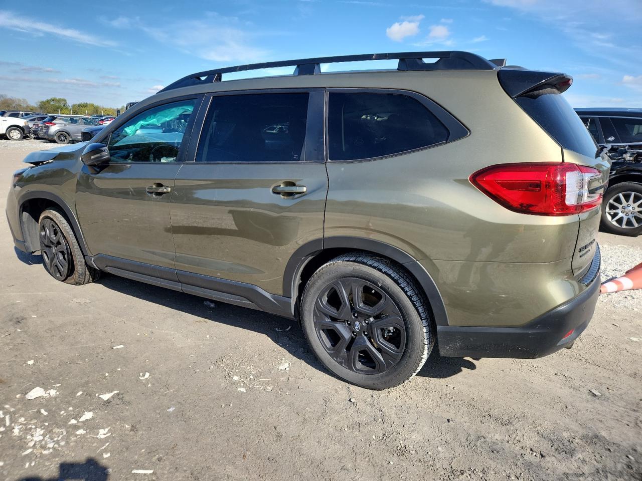 2023 Subaru Ascent Limited - Фото 2