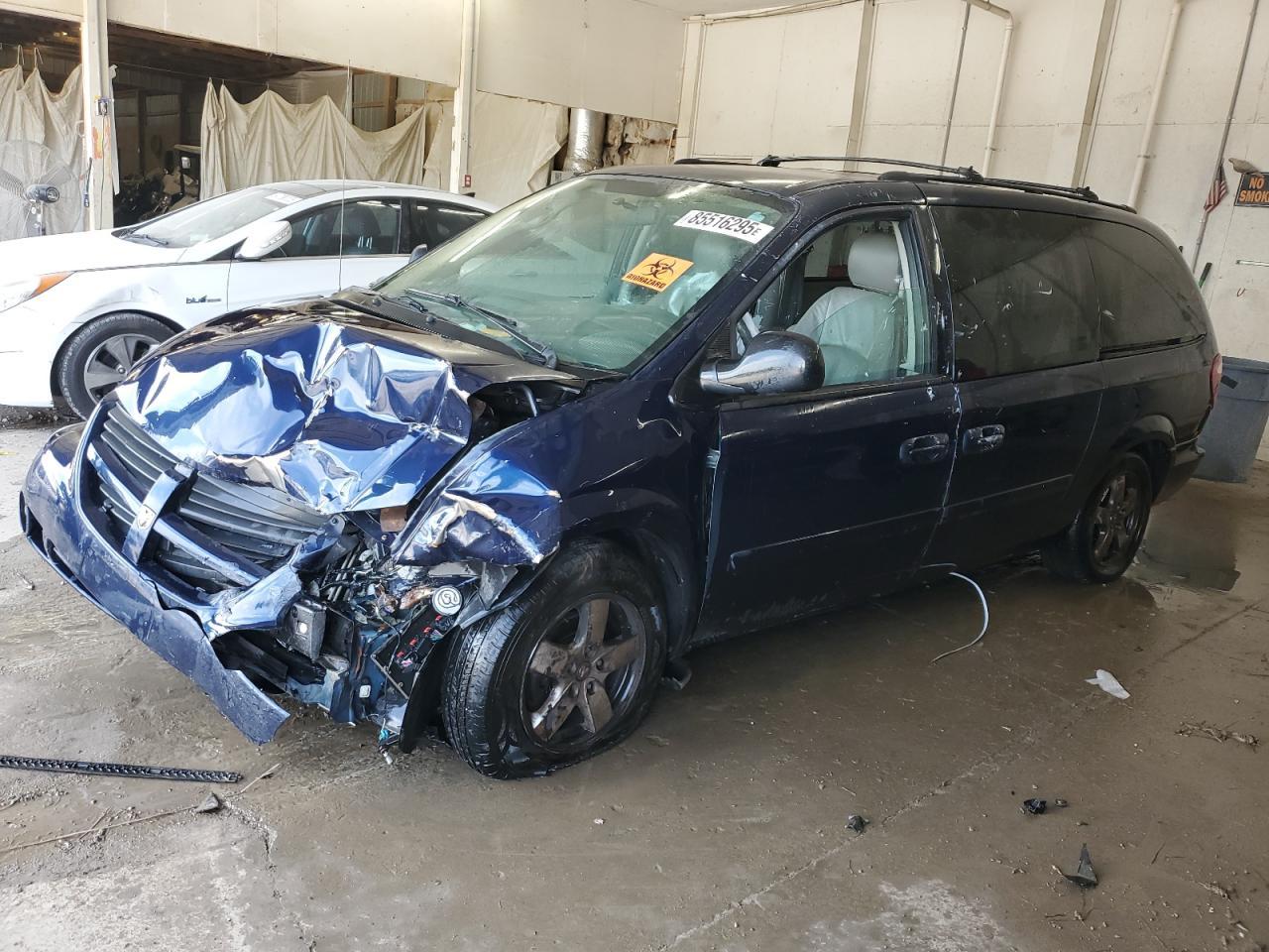 2005 Dodge Grand Caravan Sxt