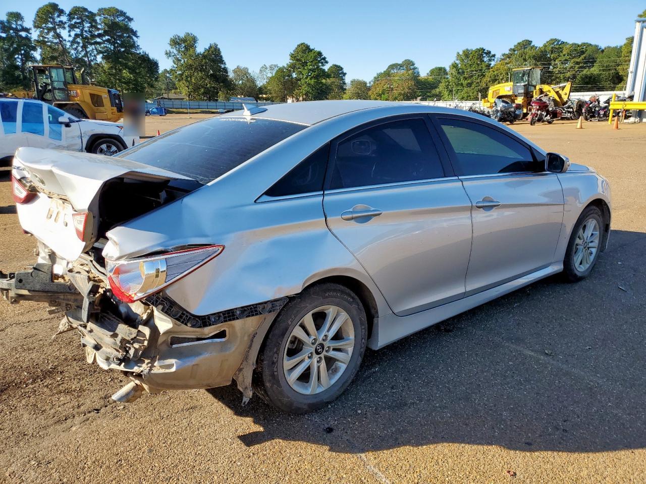 2014 Hyundai Sonata Gls - Image 3