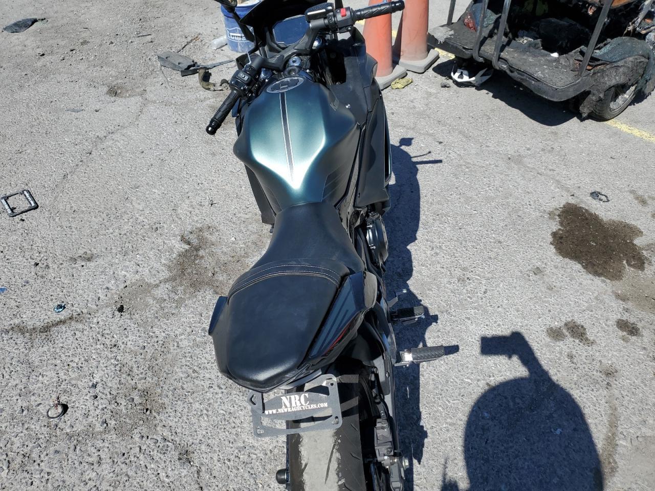 2025 Kawasaki Ex650 P - Фото 6