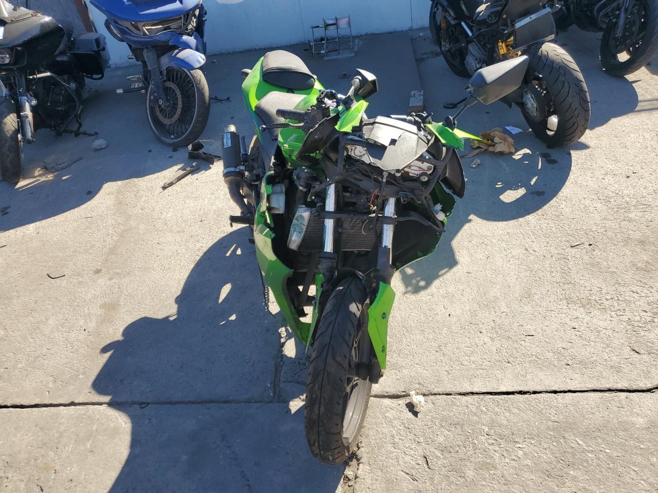 2012 Kawasaki Ex250 J - Фото 2