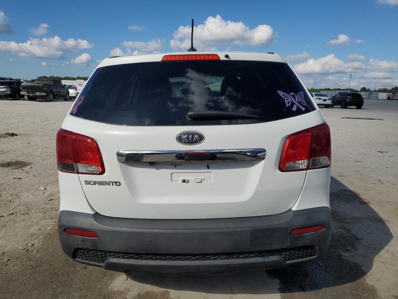 2011 Kia Sorento Base - Image 6