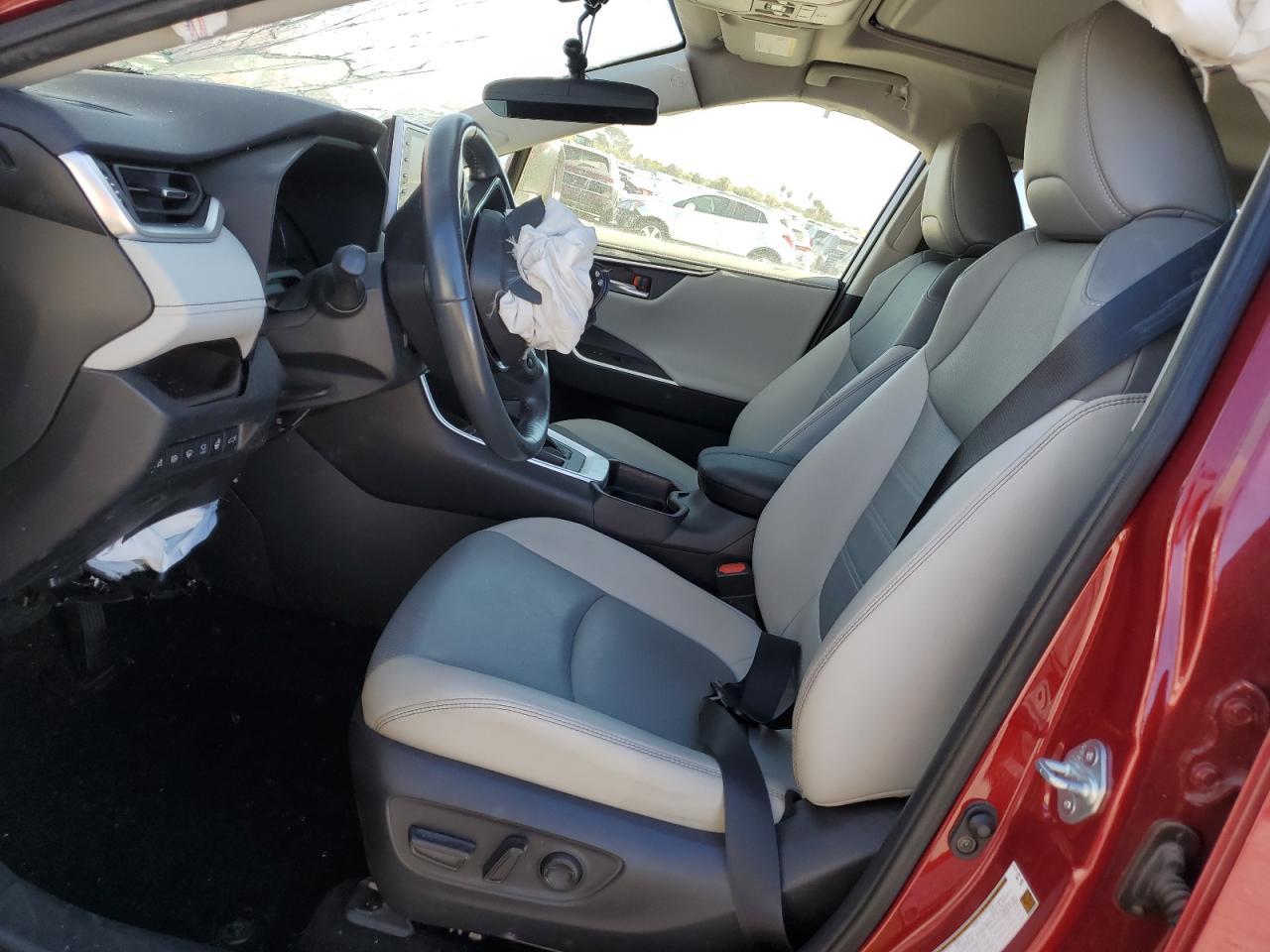 2021 Toyota Rav4 Limited - Image 7