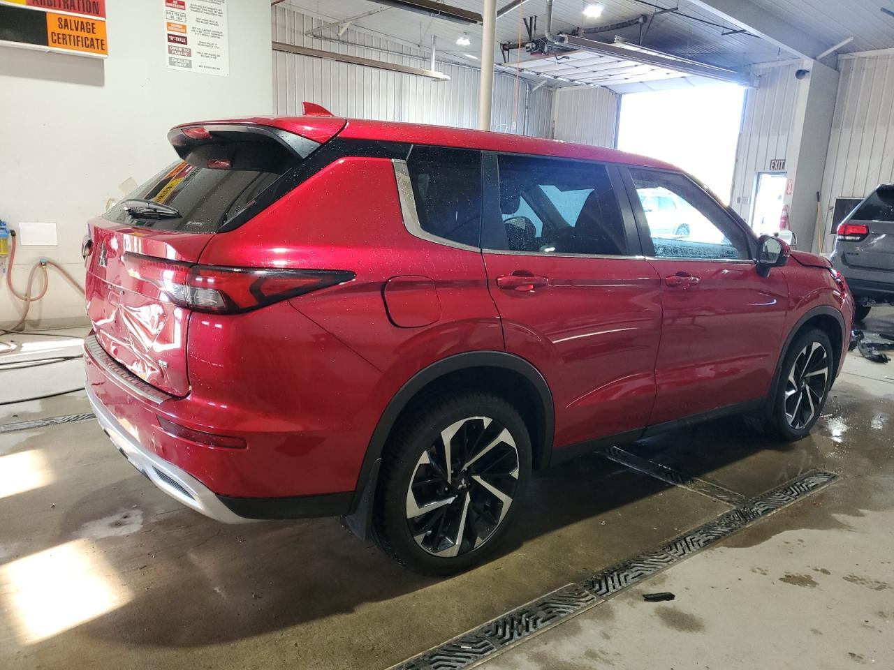 2022 Mitsubishi Outlander Se - Image 3