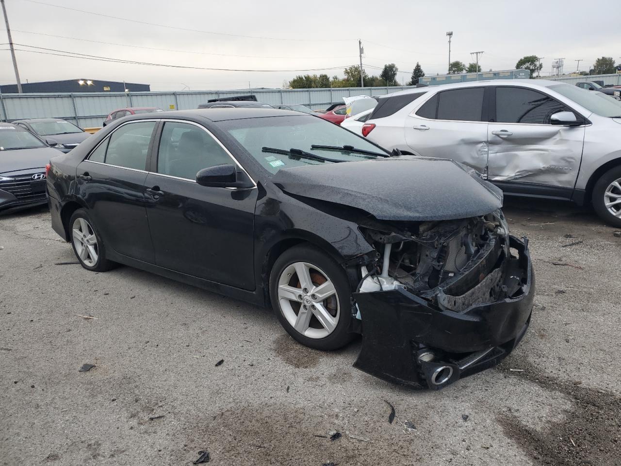 2013 Toyota Camry L - Фото 4