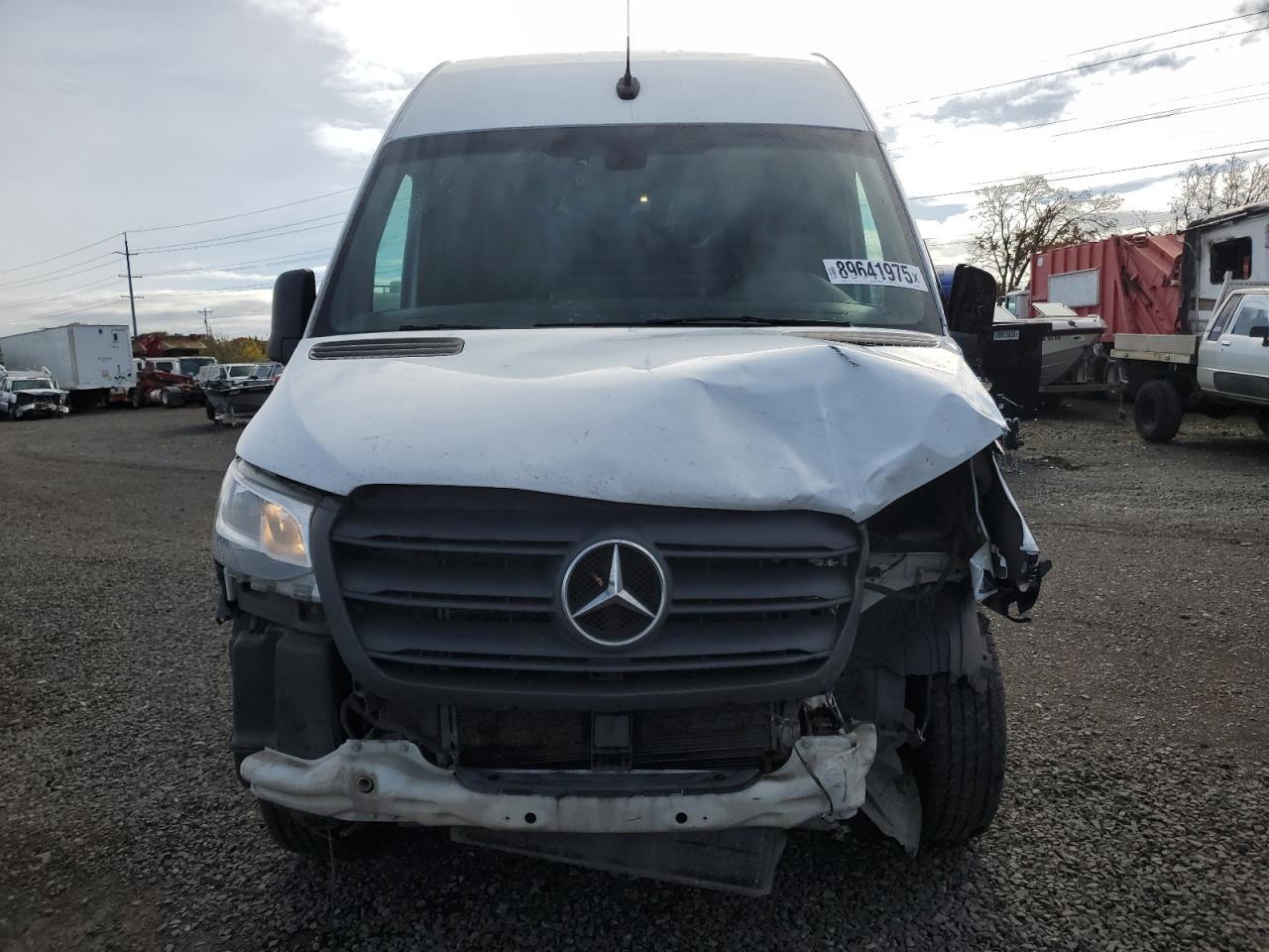 2024 Mercedes Benz Sprinter 2500 Delivery Van - Фото 5