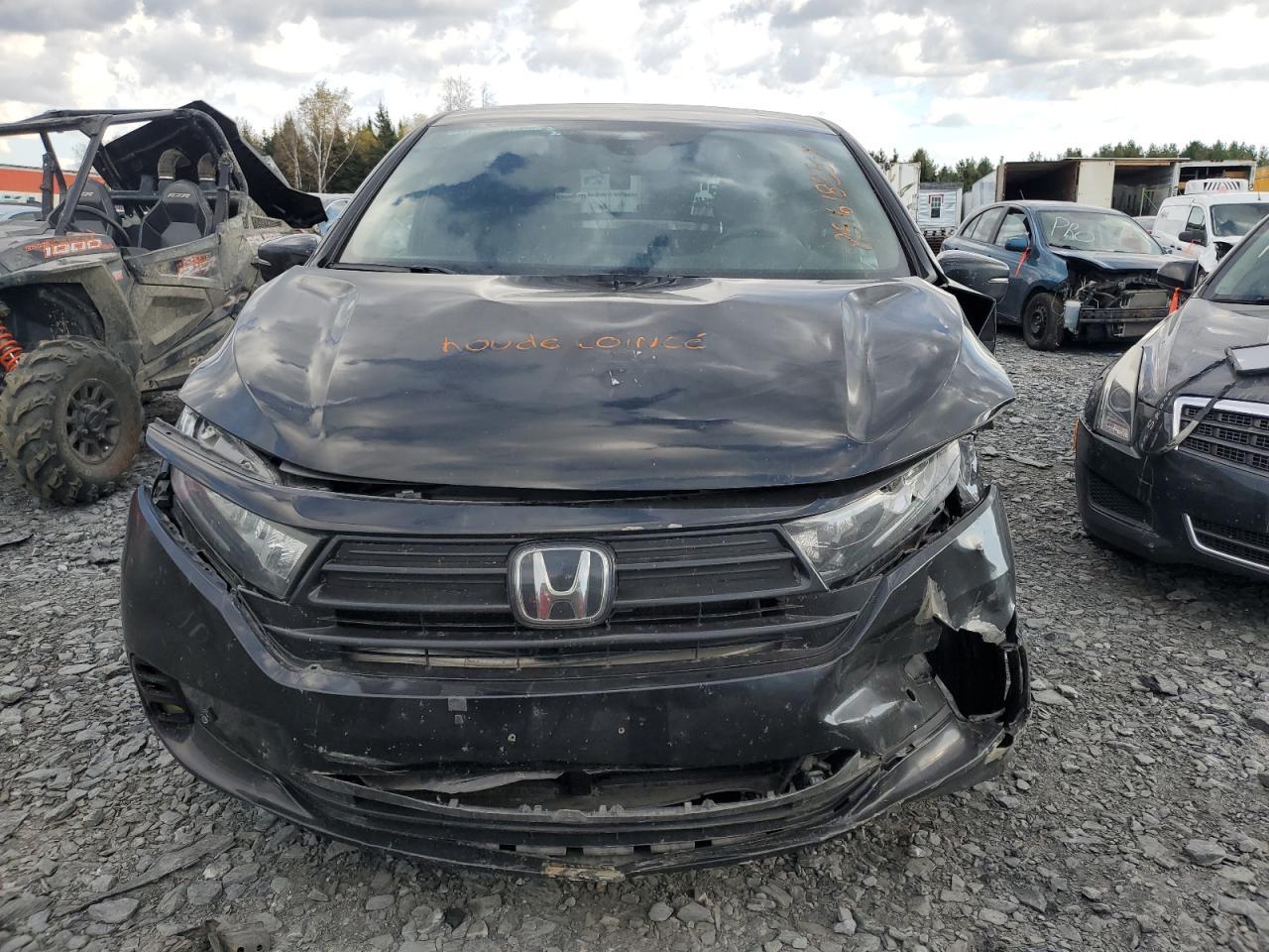 2023 Honda Odyssey Black Edition - Image 5