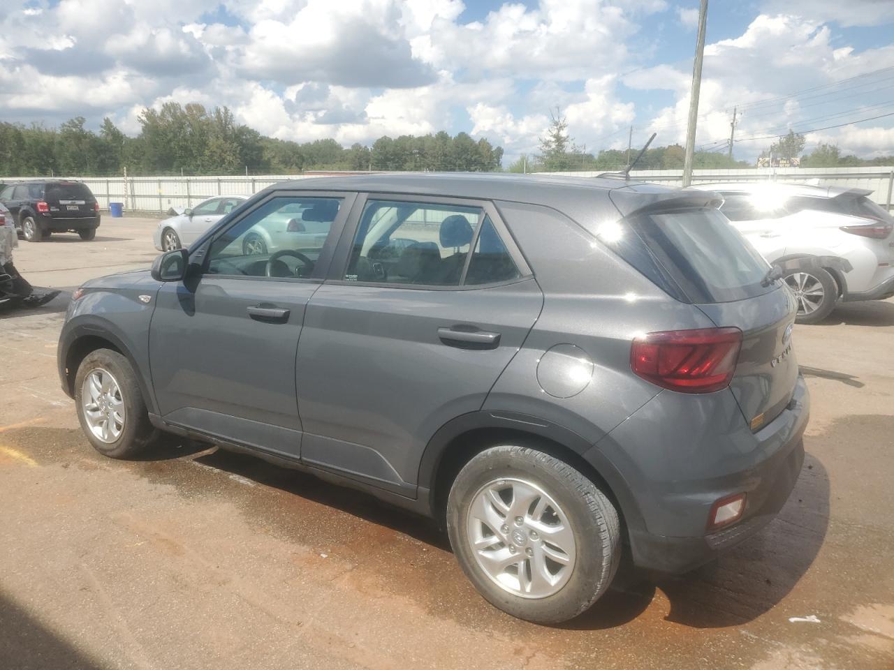 2024 Hyundai Venue Se - Фото 2