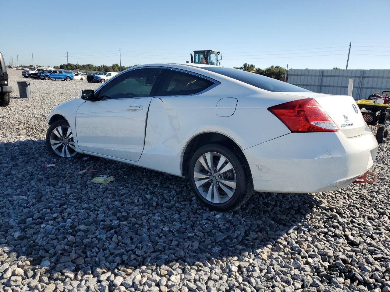 2012 Honda Accord Lx - Фото 2