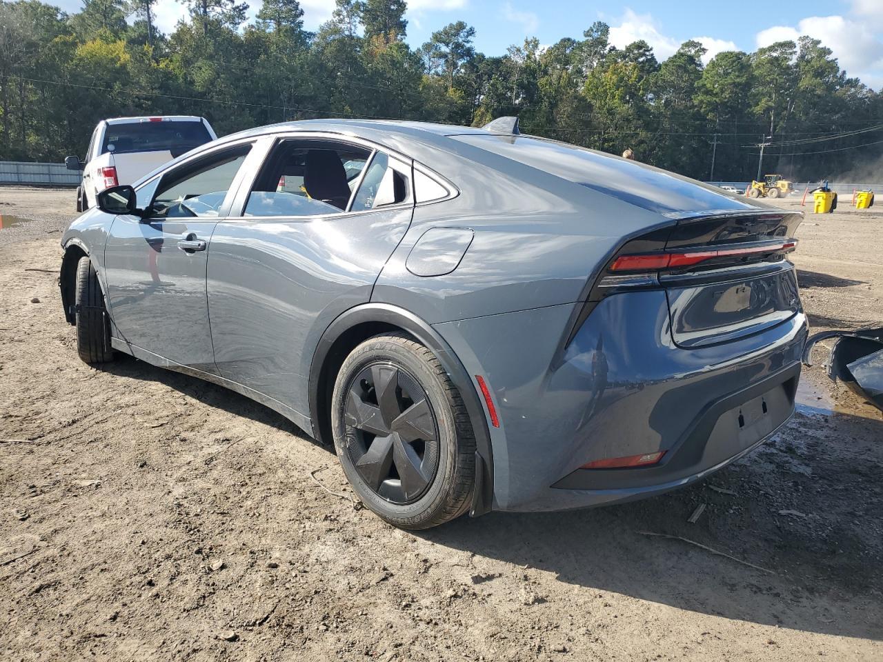 2024 Toyota Prius Le - Фото 2