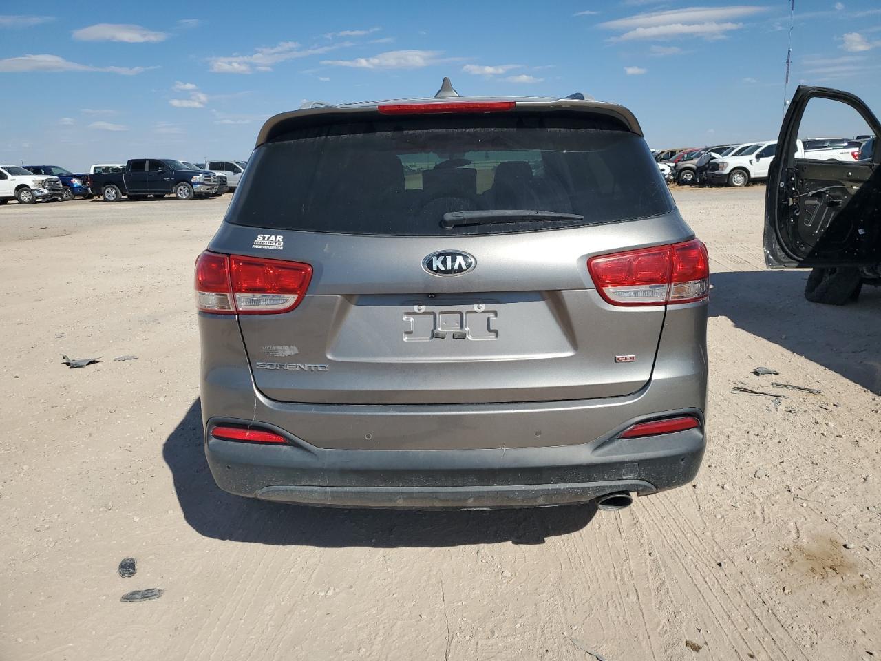 2017 Kia Sorento Lx - Фото 6