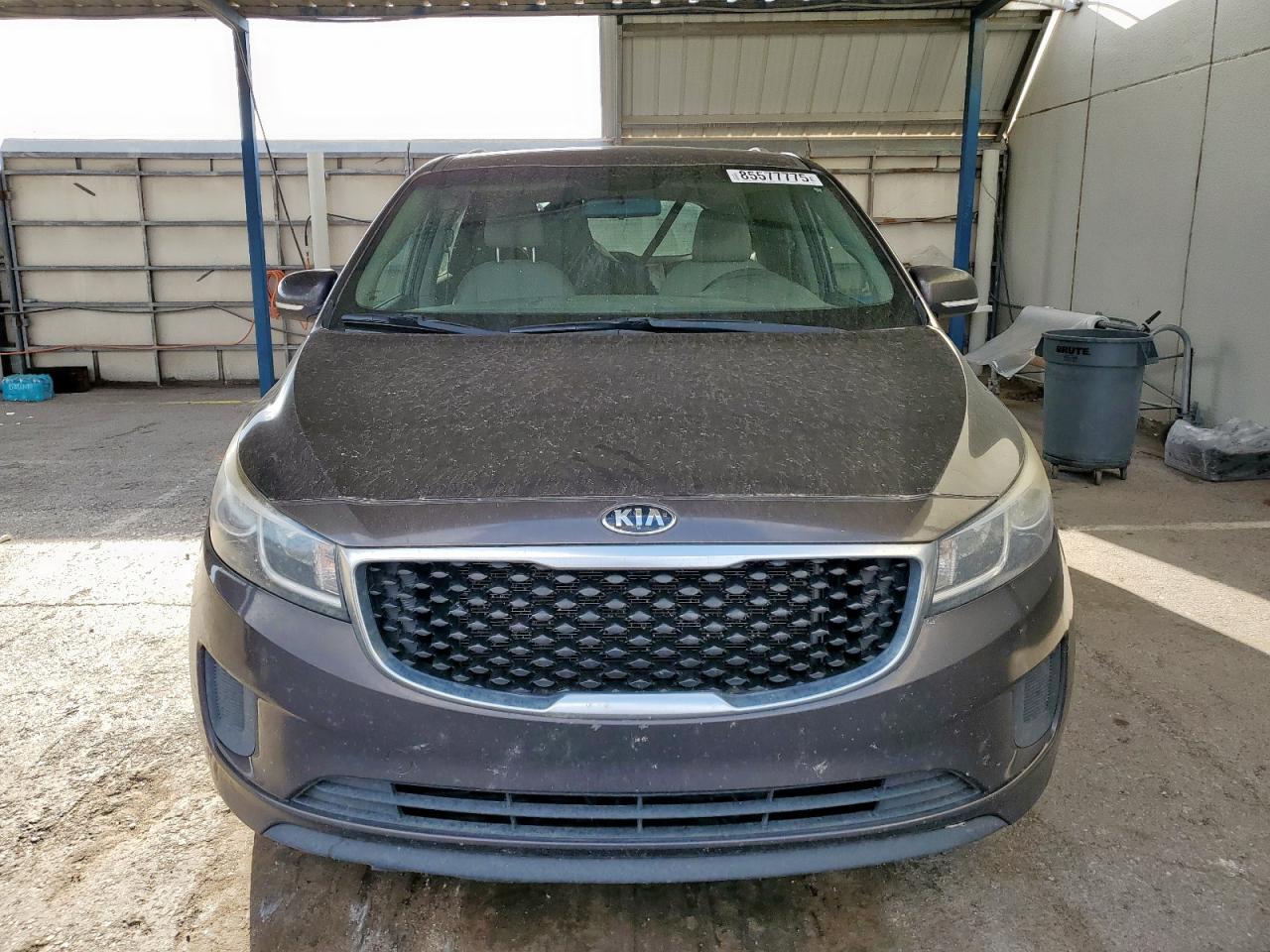 2016 Kia Sedona Lx - Фото 5