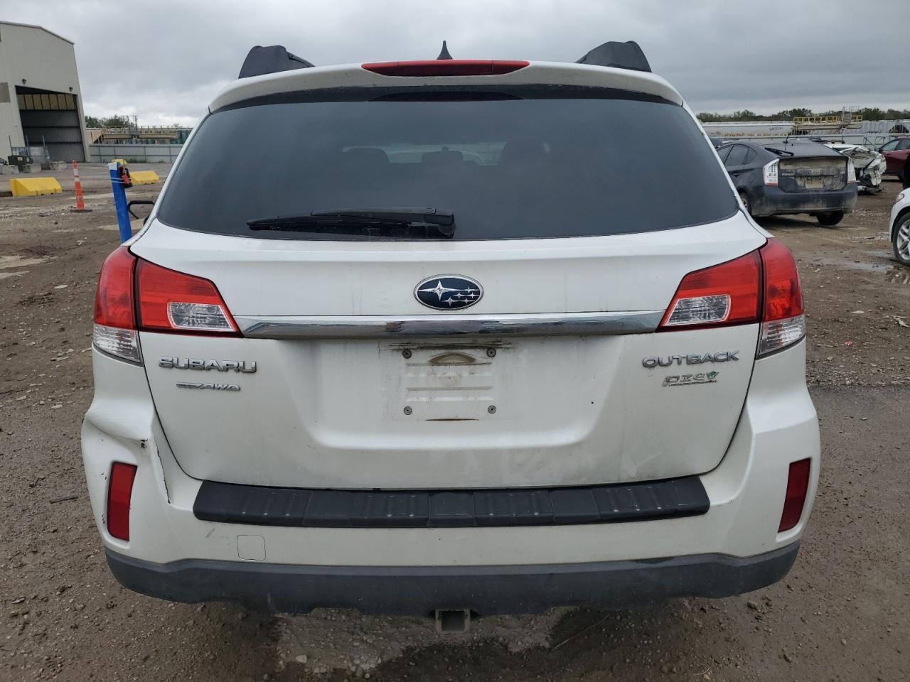 2011 Subaru Outback 2.5I Limited - Фото 6