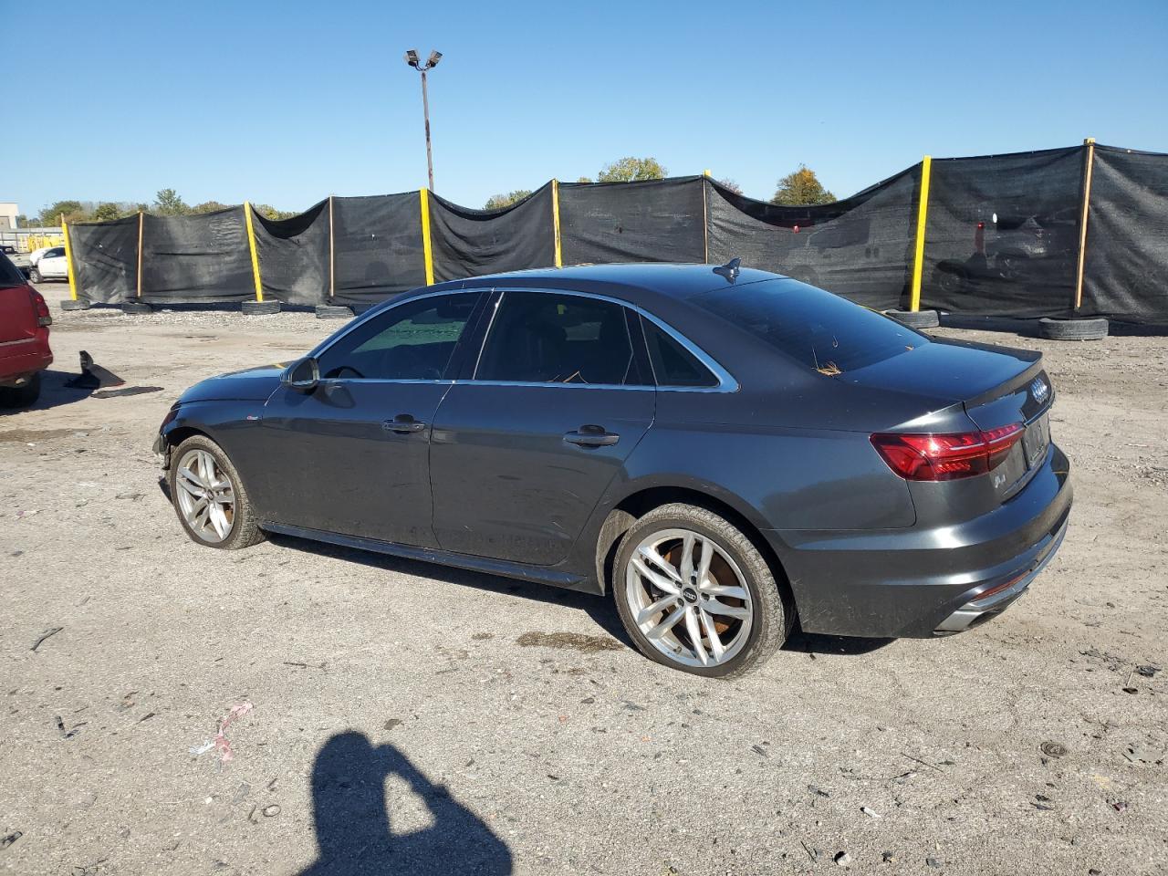 2020 Audi A4 Premium - Фото 2