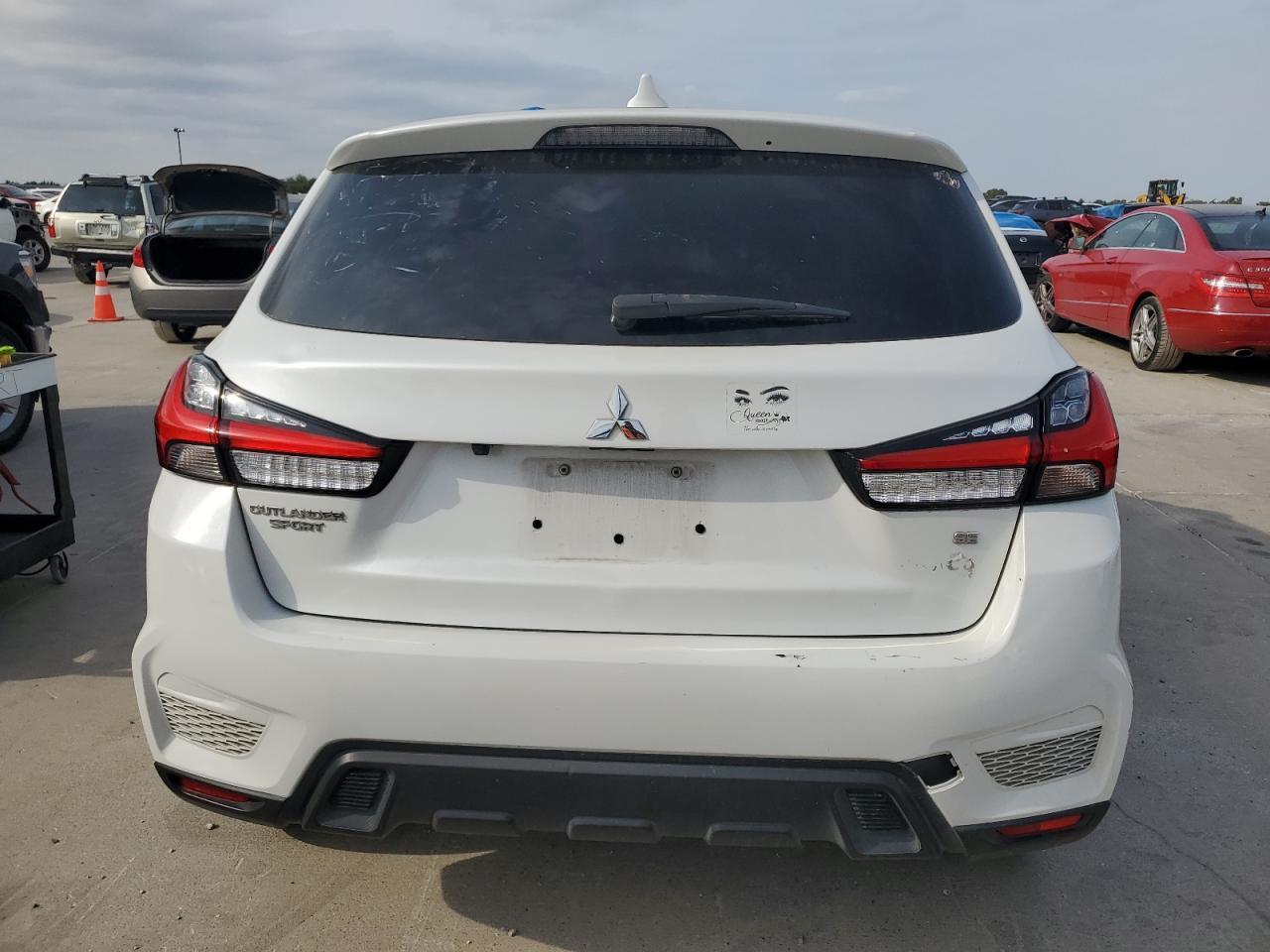 2021 Mitsubishi Outlander Sport Se - Фото 6