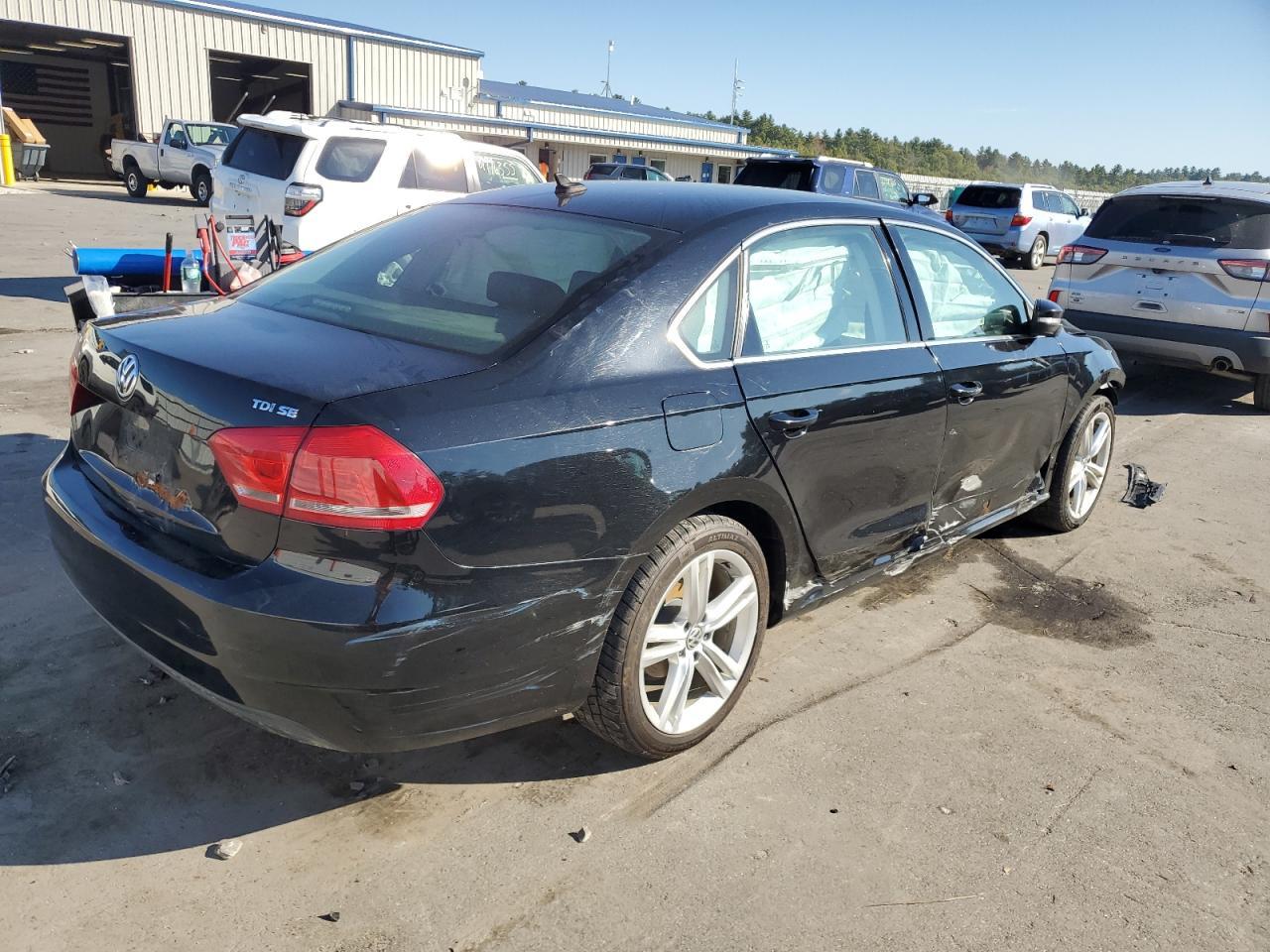 2014 Volkswagen Passat Se - Image 3