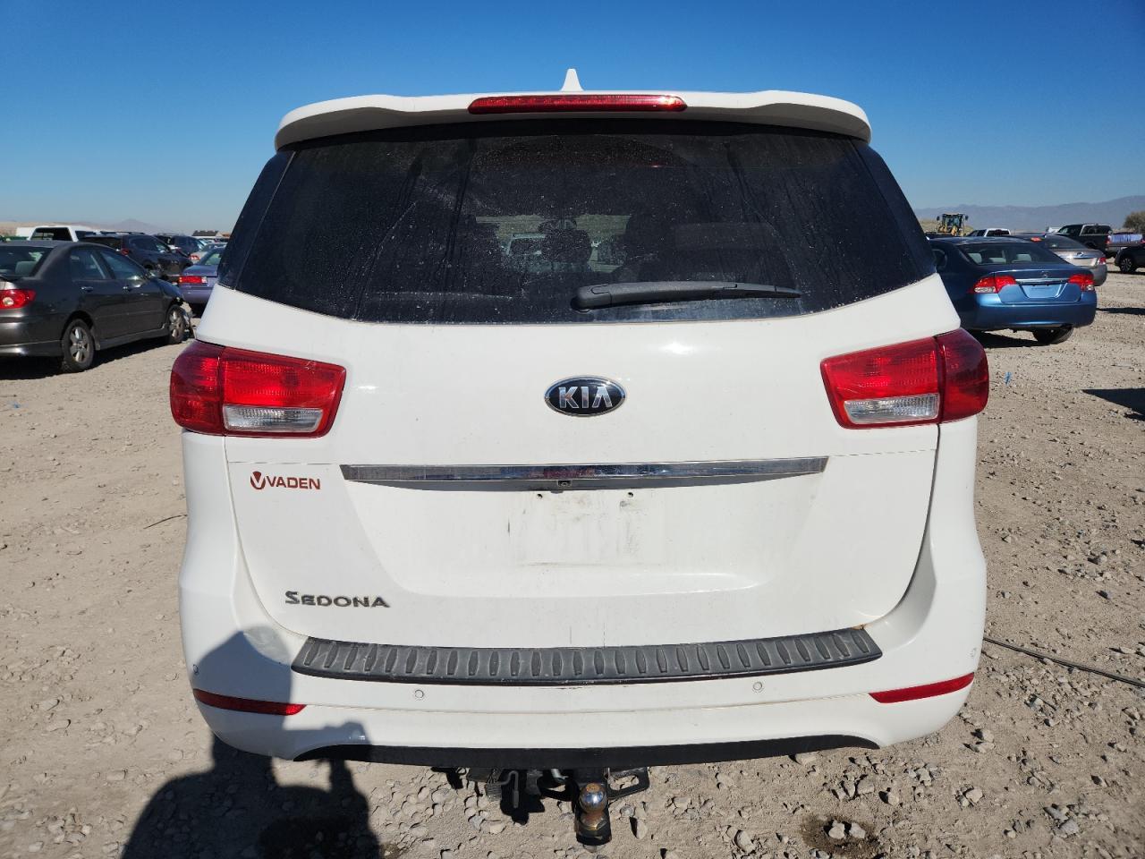 2016 Kia Sedona Lx - Фото 6