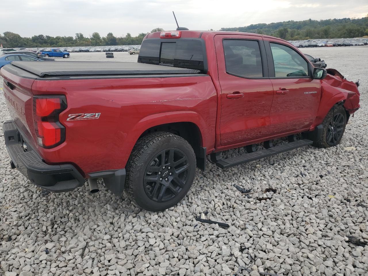 2025 Chevrolet Colorado Z71 - Image 3