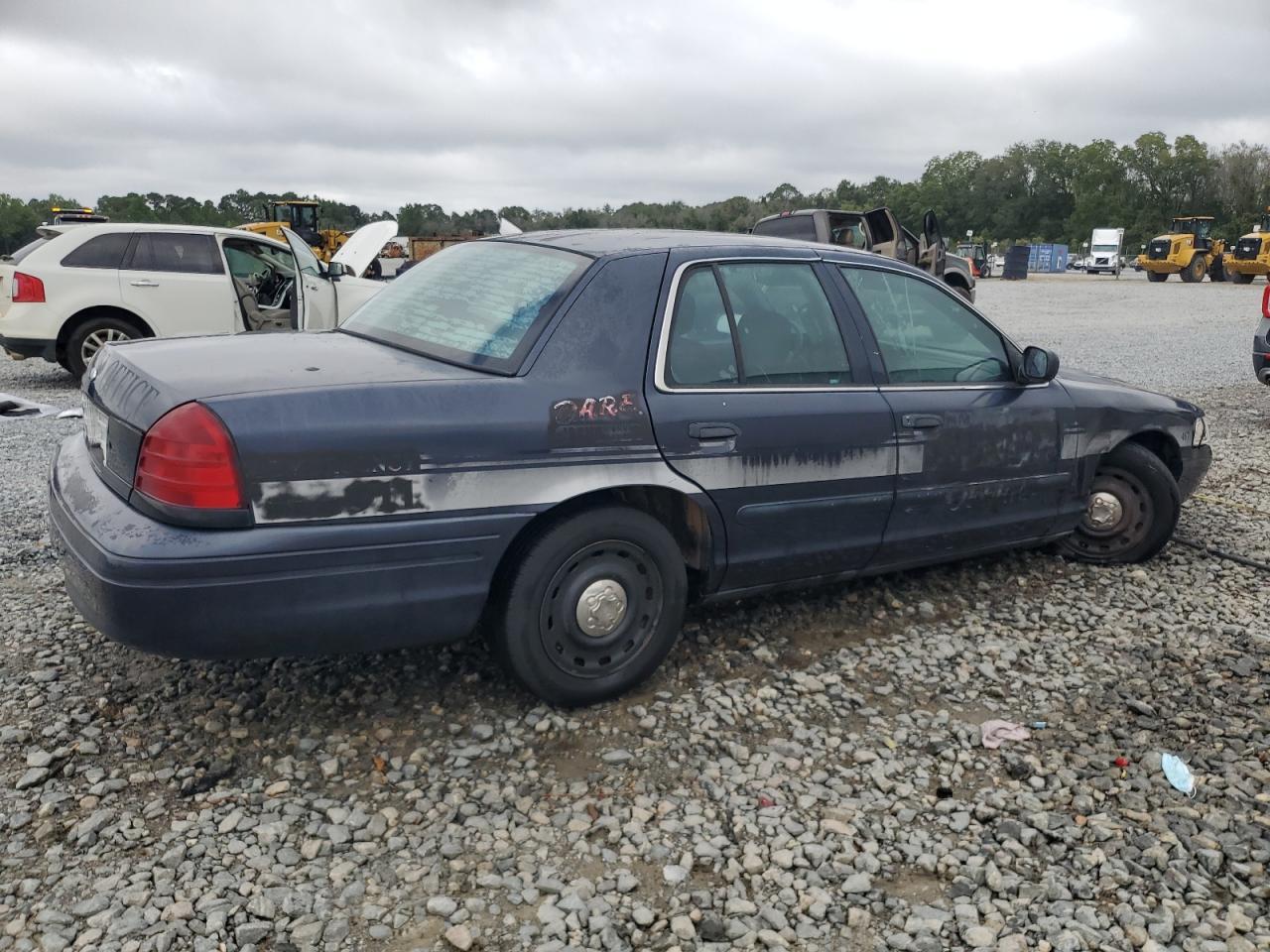 2003 Ford Crown Victoria Police Interceptor - Фото 3