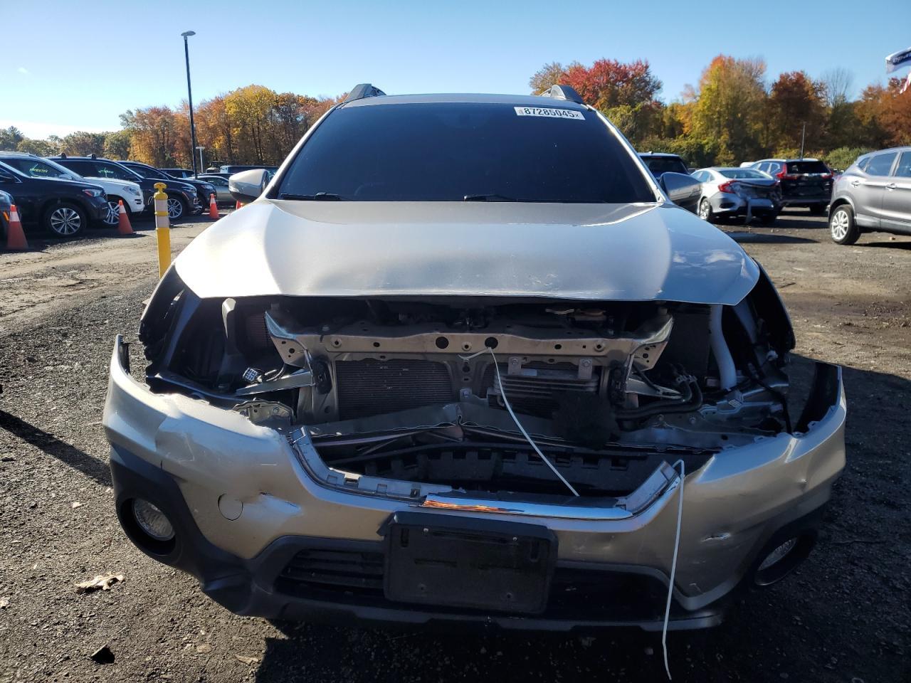 2018 Subaru Outback 2.5I Limited - Image 5