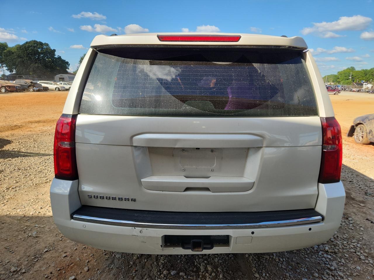 2015 Chevrolet Suburban C1500 Ltz - Image 6