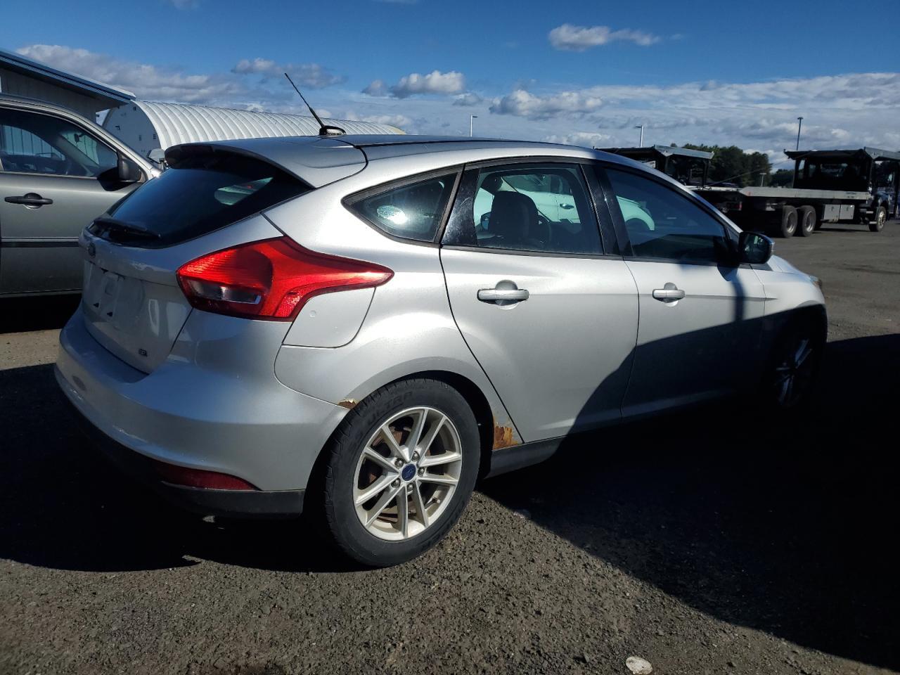 2016 Ford Focus Se - Фото 3