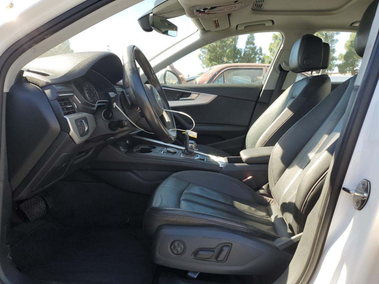 2017 Audi A4 Premium - Фото 7