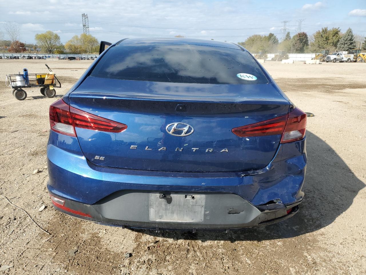 2019 Hyundai Elantra Se - Image 6