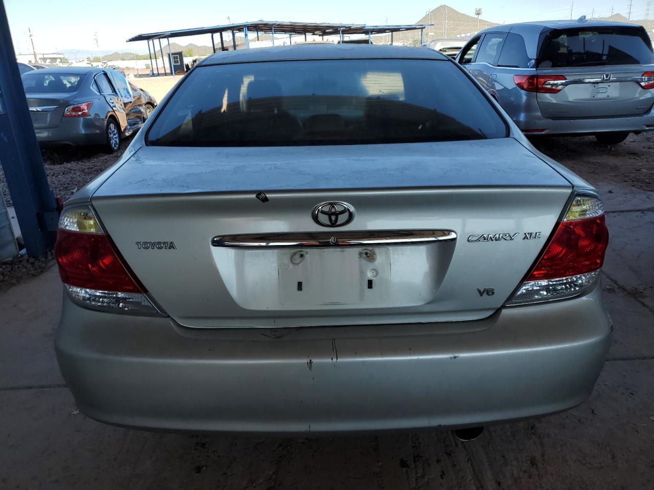 2005 Toyota Camry Le - Image 6