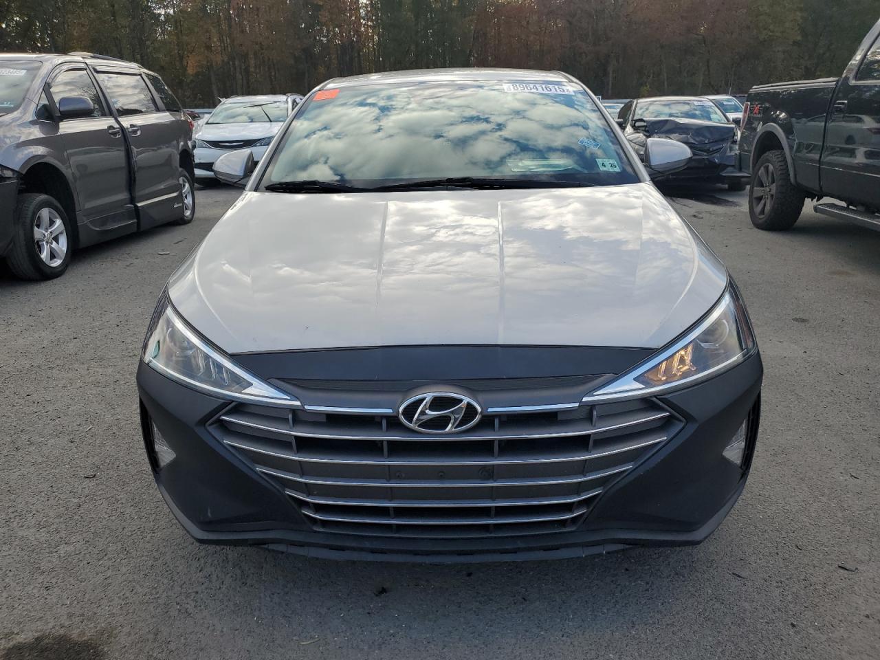 2020 Hyundai Elantra Sel - Фото 5