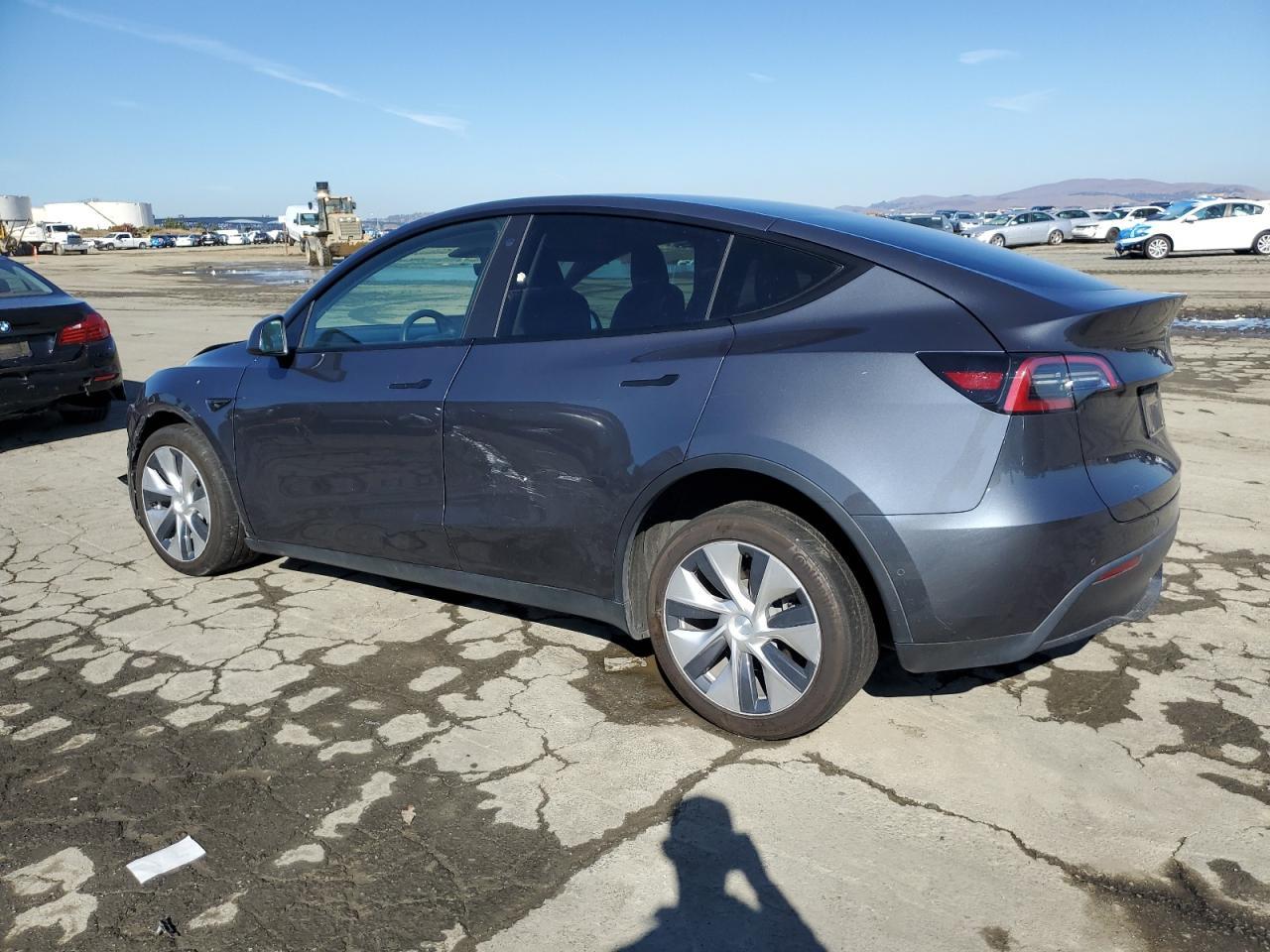 2021 Tesla Model Y - Image 2
