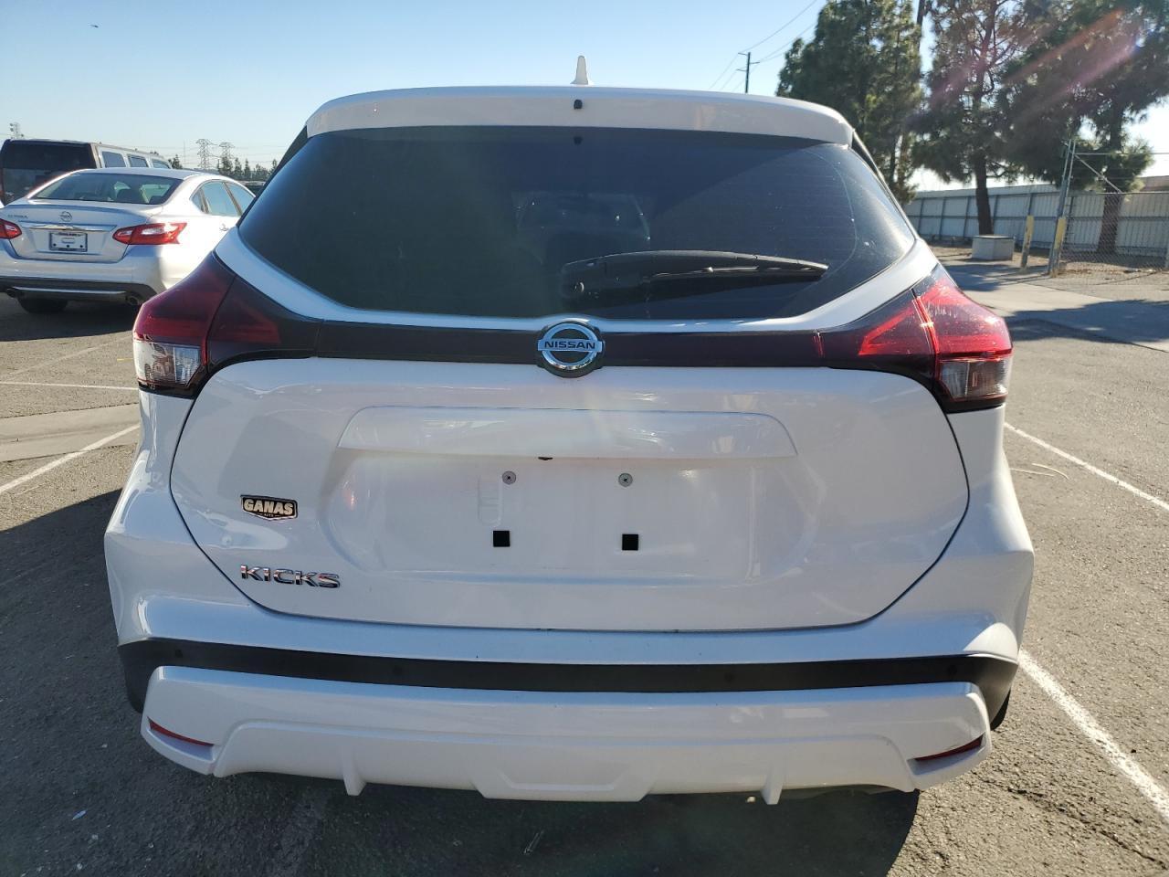 2021 Nissan Kicks S - Фото 6