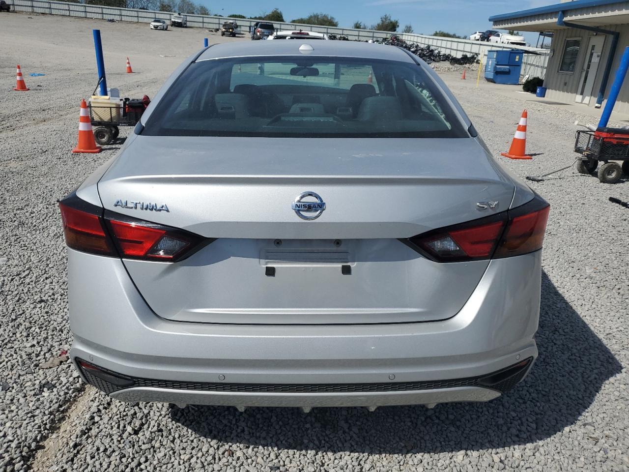 2022 Nissan Altima Sv - Фото 6