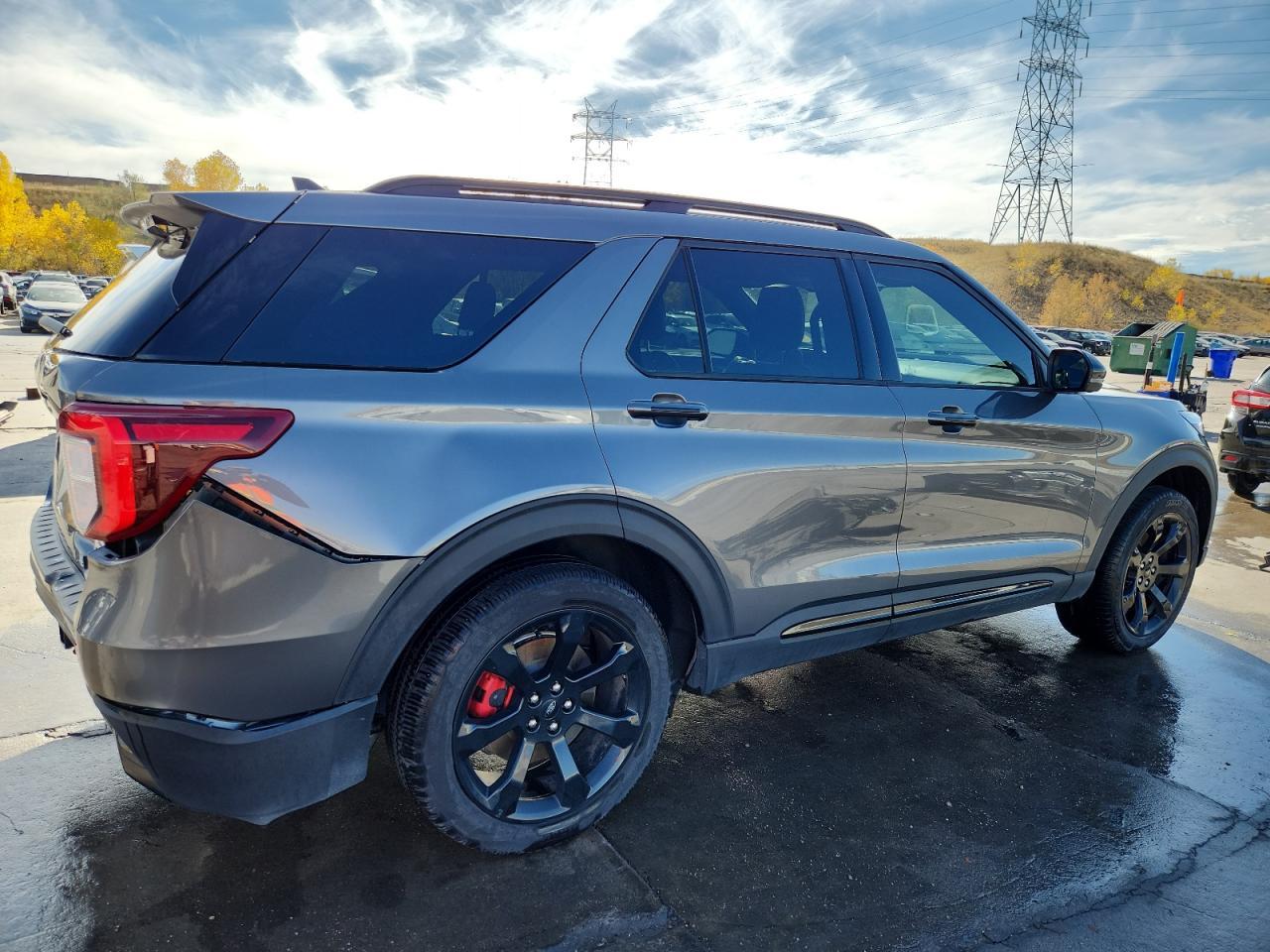 2023 Ford Explorer St - Фото 3