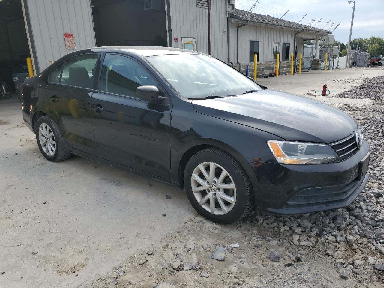 2016 Volkswagen Jetta Se - Фото 4