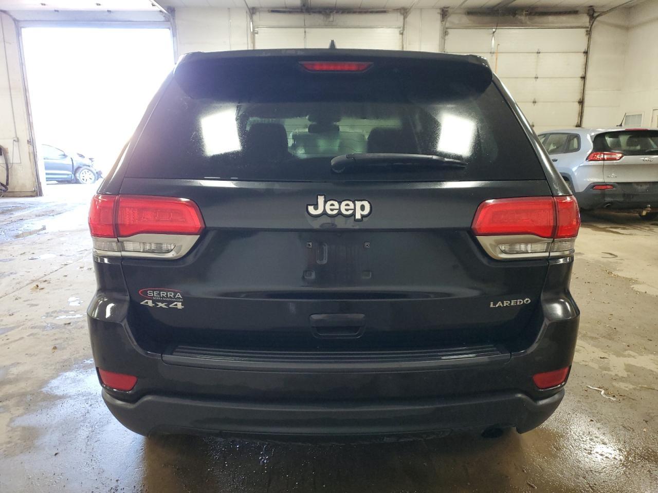 2016 Jeep Grand Cherokee Laredo - Фото 6